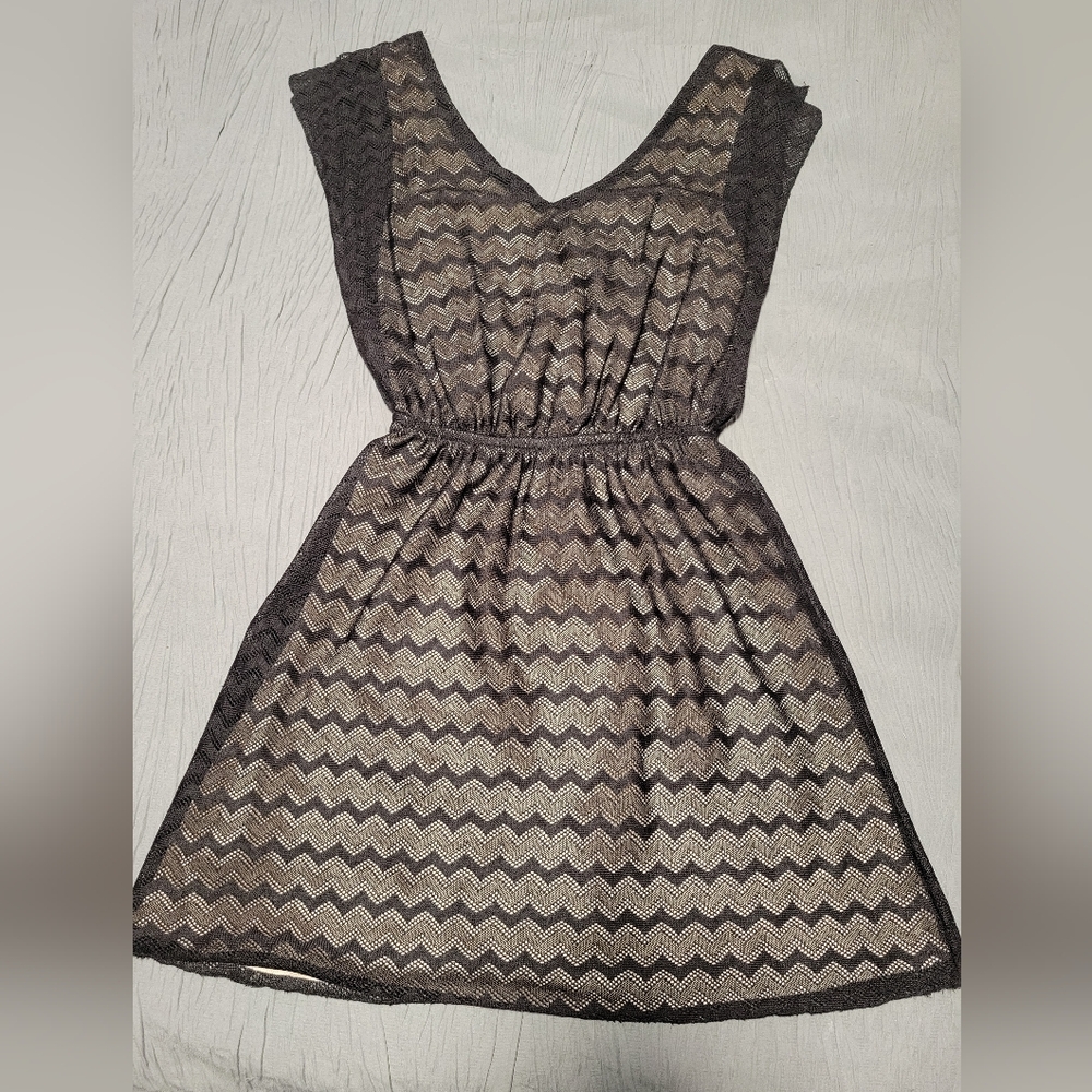 Speechless Women's Elegant Black Chevron Dress
